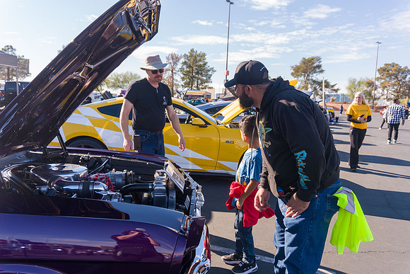 2024_1201_RSCarShow_5693